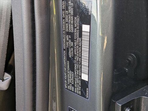 Certified 2026 Volvo XC60 B5 Plus w/ Climate Package image 23