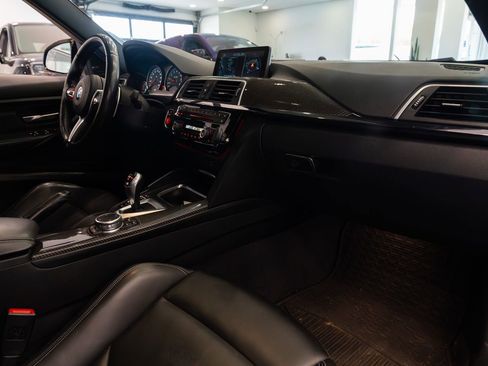 Used 2017 BMW M3 RWD image 10