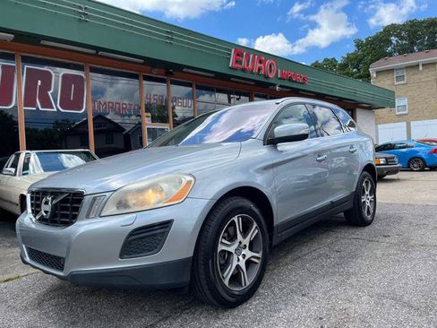 Used 2013 Volvo XC60 T6 AWD/4WD image 1
