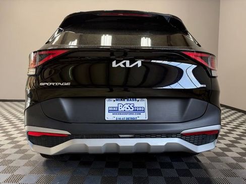 Used 2025 Kia Sportage EX w/ Premium Package AWD/4WD image 10