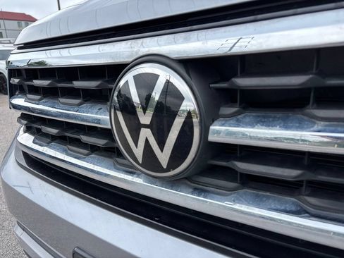 Certified 2023 Volkswagen Atlas SE w/ Panoramic Sunroof Package FWD image 12