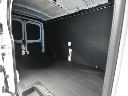 New 2026 Ford Transit 250 148 Medium Roof w/ Load Area Protection Package image 18