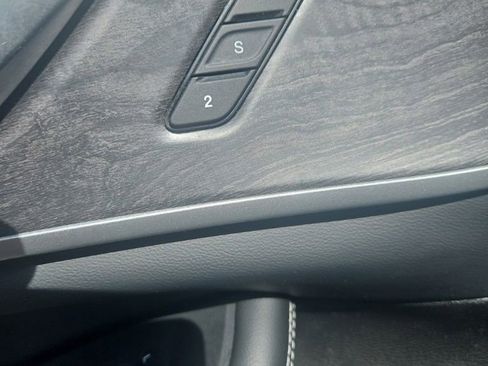 Used 2023 Jeep Grand Cherokee L Limited w/ Luxury Tech Group II AWD/4WD image 13