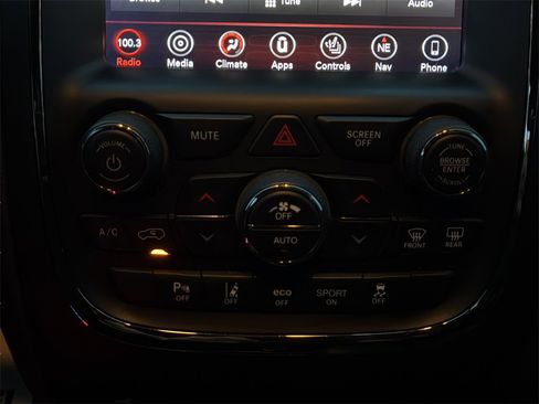 Used 2018 Dodge Durango R/T w/ Technology Group image 28