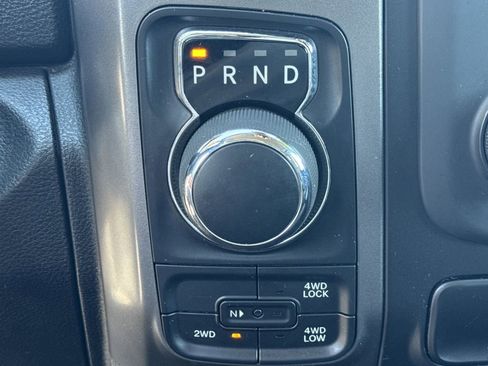 Used 2024 RAM 1500 Classic SLT AWD/4WD image 30