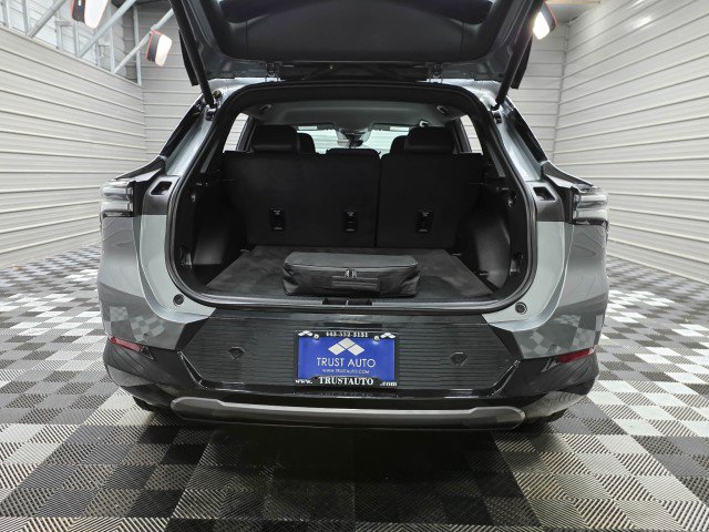 Used 2025 Chevrolet Equinox EV LT w/ Convenience Package II FWD image 37