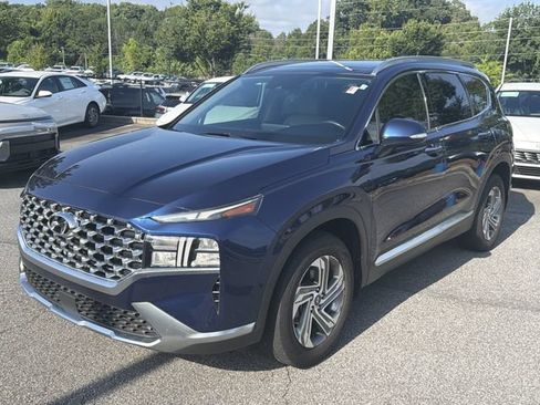 Used 2022 Hyundai Santa Fe SEL w/ Convenience + Premium Package FWD image 3