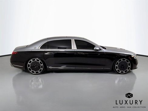 Used 2024 Mercedes-Benz Maybach S 580 4MATIC image 5