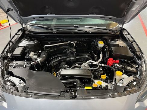 Used 2025 Subaru Outback Premium image 29