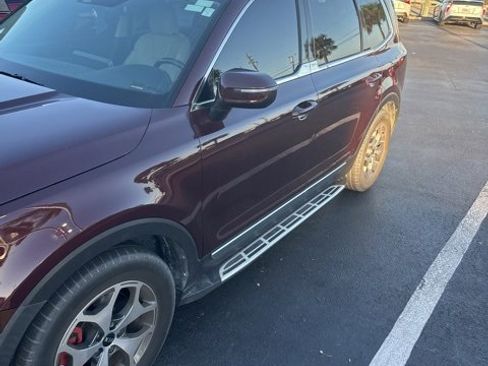 Used 2020 Kia Telluride EX image 3