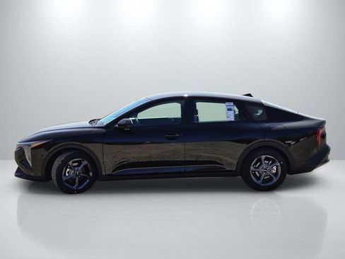 New 2026 Kia K4 FWD image 7