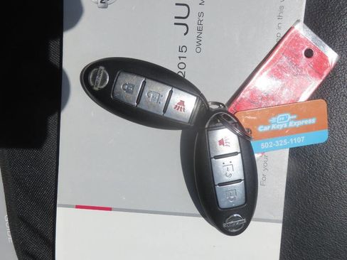Used 2015 Nissan Juke SL AWD/4WD image 39