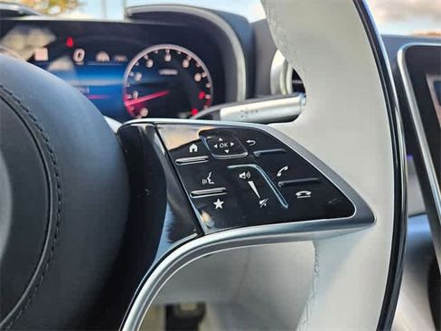 Used 2026 Mercedes-Benz Maybach SL 680 image 24