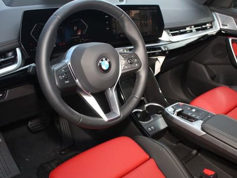 New 2025 BMW X1 xDrive28i w/ Premium Package image 12