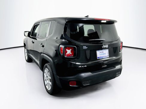 Used 2023 Jeep Renegade Latitude AWD/4WD image 7