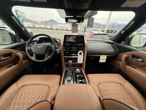 Used 2023 INFINITI QX80 Sensory w/ Cargo Package image 20