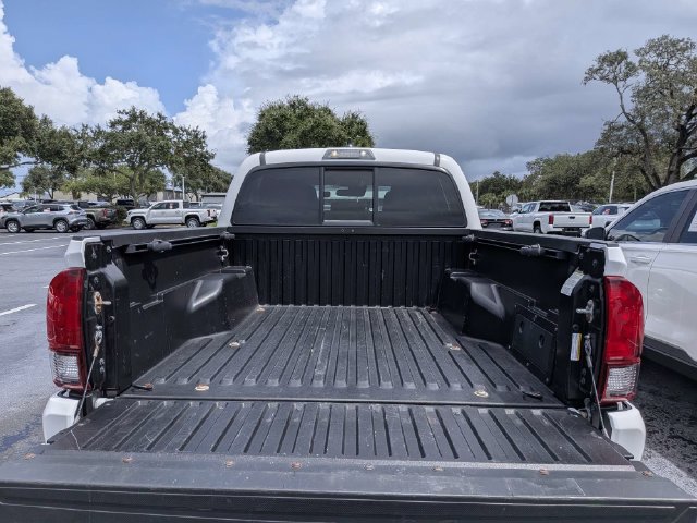 Used 2023 Toyota Tacoma SR AWD/4WD image 12