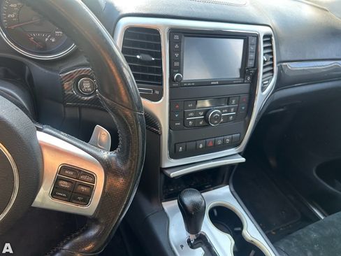 Used 2013 Jeep Grand Cherokee SRT8 AWD/4WD image 7