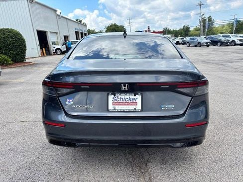 Used 2023 Honda Accord Touring image 5
