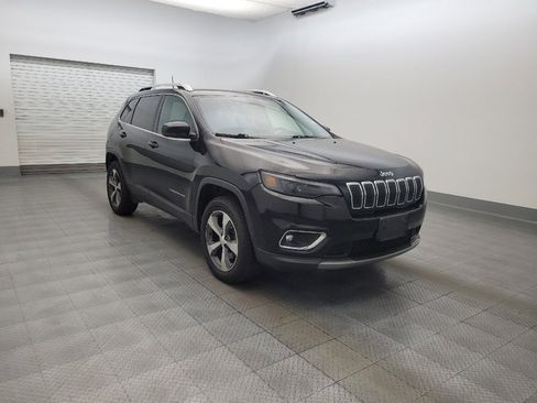 Used 2019 Jeep Cherokee Limited AWD/4WD image 13