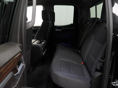 Used 2023 GMC Sierra 1500 Elevation w/ Preferred Package AWD/4WD image 11