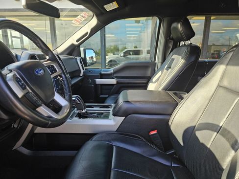 Used 2019 Ford F150 Lariat AWD/4WD image 17