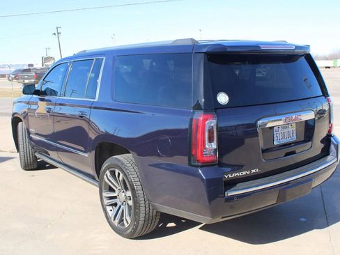 Used 2017 GMC Yukon XL Denali w/ Open Road Package RWD image 6