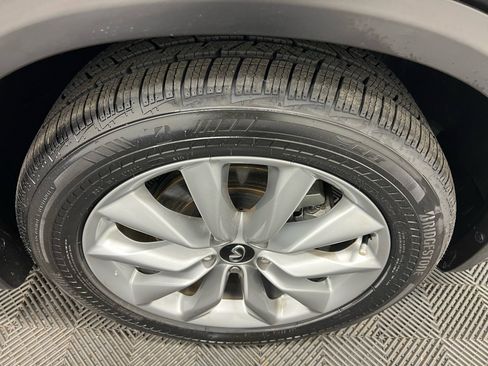 Used 2022 INFINITI QX50 Essential image 40