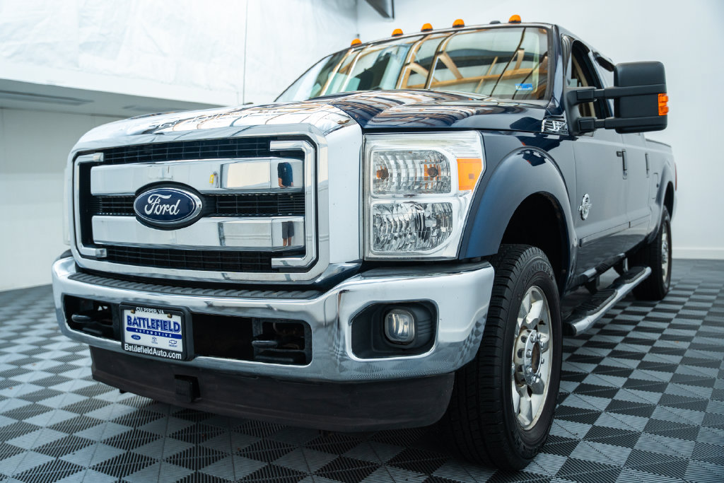 Used 2013 Ford F250 Lariat w/ Lariat Ultimate Pkg AWD/4WD image 3