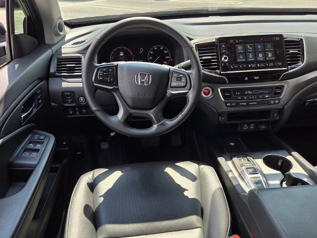 Certified 2025 Honda Ridgeline RTL image 12
