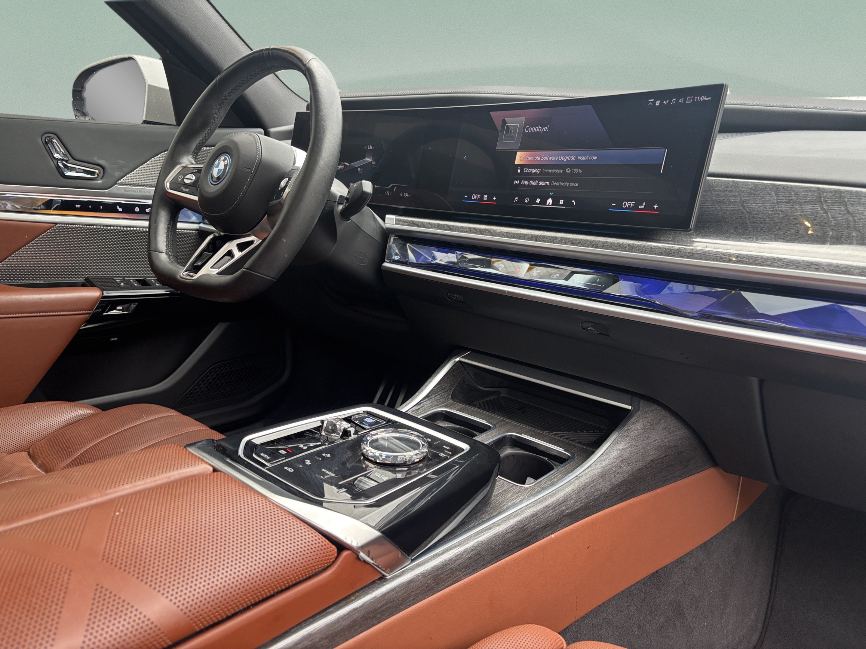 Certified 2024 BMW i7 eDrive50 w/ M Sport Package RWD image 25