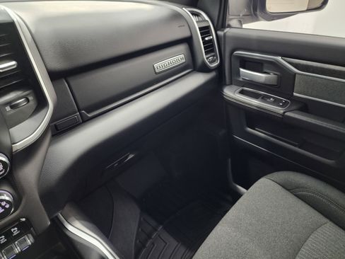 Used 2020 RAM 2500 Big Horn w/ Night Edition image 12