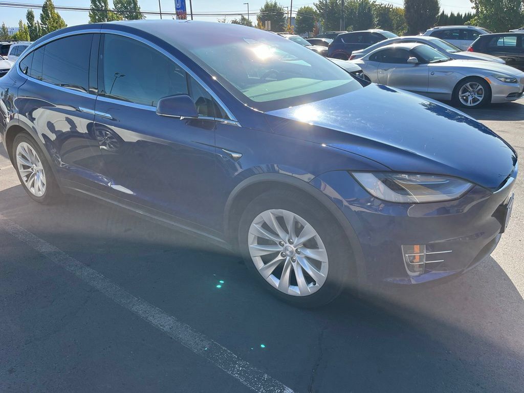 Used 2020 Tesla Model X Long Range AWD/4WD image 1