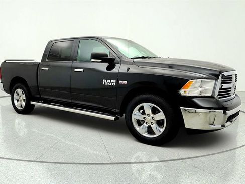 Used 2017 RAM 1500 Big Horn AWD/4WD image 3