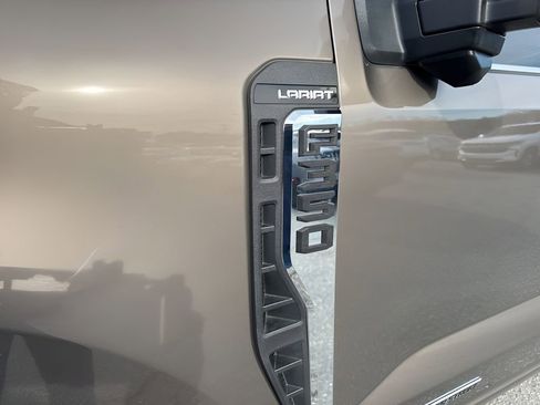 Used 2023 Ford F350 Lariat w/ Lariat Ultimate Package image 38