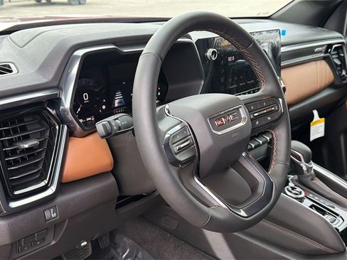 Used 2026 GMC Canyon AT4 w/ AT4 Premium Package image 21