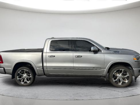 Used 2022 RAM 1500 Limited AWD/4WD image 5