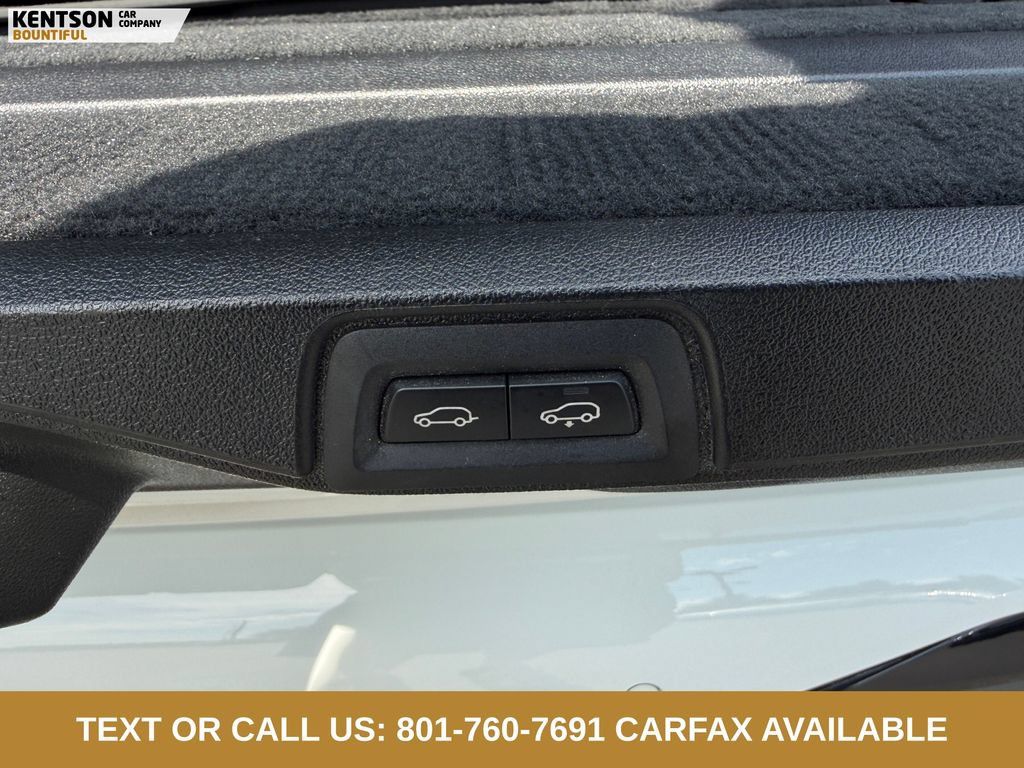 Used 2022 BMW X7 xDrive40i w/ M Sport Package AWD/4WD image 35