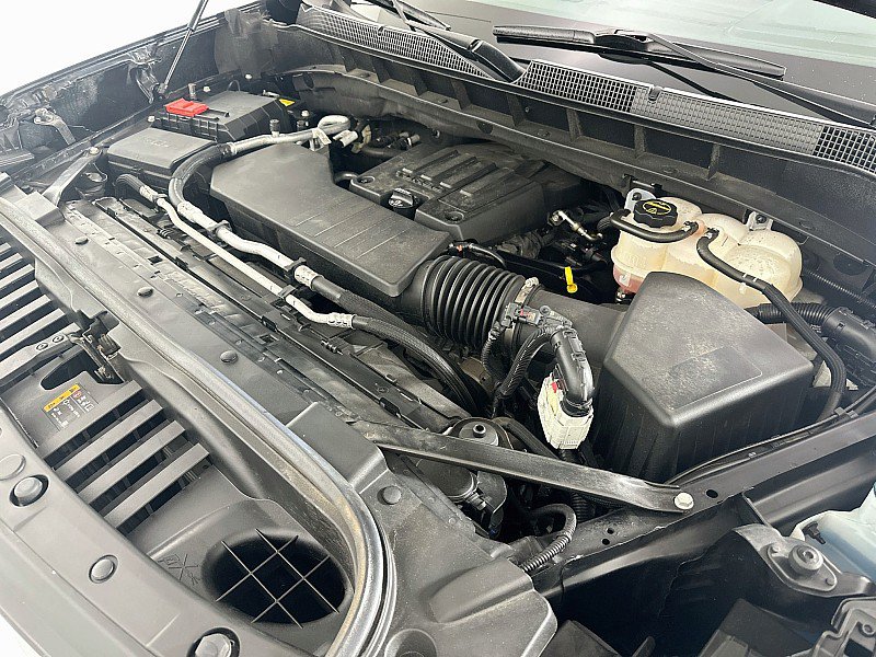 Used 2024 Chevrolet Silverado 1500 LT AWD/4WD image 28