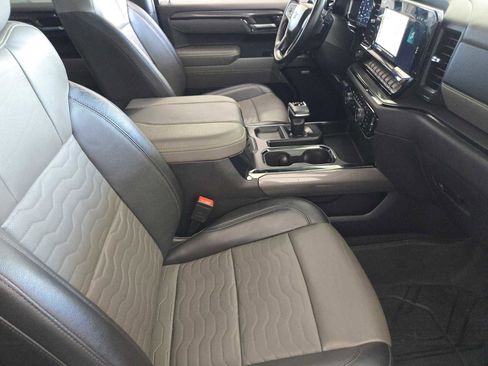 Certified 2023 Chevrolet Silverado 1500 ZR2 w/ Technology Package image 13