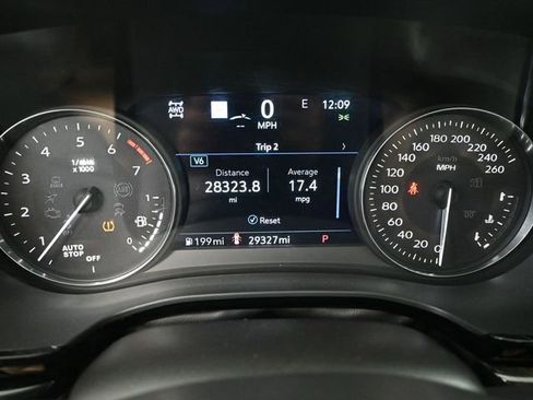 Used 2024 Cadillac XT6 Sport w/ Platinum Package image 33