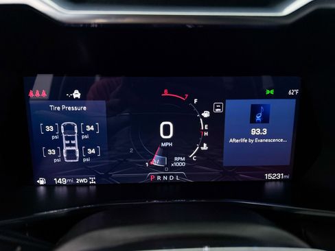 Used 2024 GMC Canyon Elevation w/ Elevation Premium Package image 36