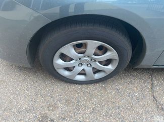 Used 2013 MAZDA MAZDA3 i SV video 2