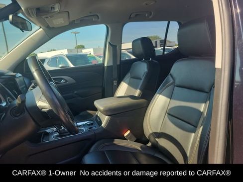 Used 2020 Chevrolet Traverse LT FWD image 7
