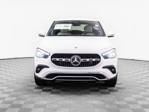Certified 2025 Mercedes-Benz GLA 250 4MATIC image 9