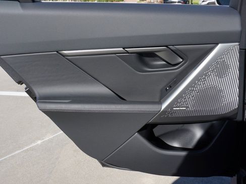 Used 2024 BMW 530i 530i w/ Convenience Package image 33