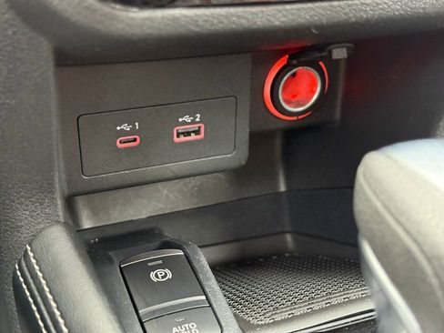 Used 2024 Nissan Kicks SR image 27