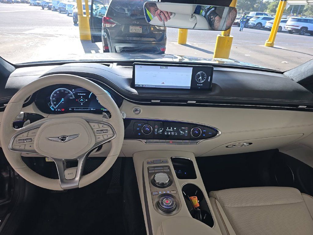 Used 2025 Genesis Electrified GV70 w/ Prestige Package AWD/4WD image 2