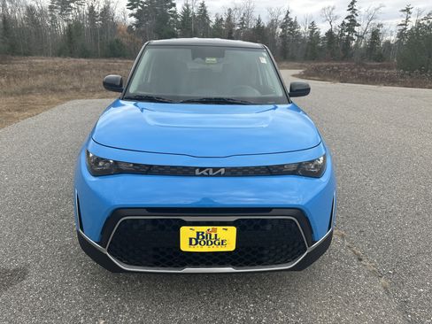 Certified 2023 Kia Soul S image 2
