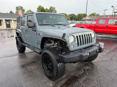 Used 2014 Jeep Wrangler Unlimited Sport w/ Quick Order Package 24S AWD/4WD image 4
